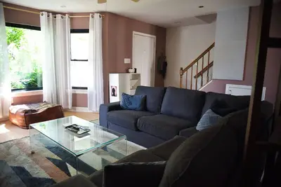 Image de A quiet neighborhood in the center of Rva!