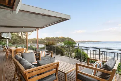 Image de Nirvana  - Beach front house in Mollymook