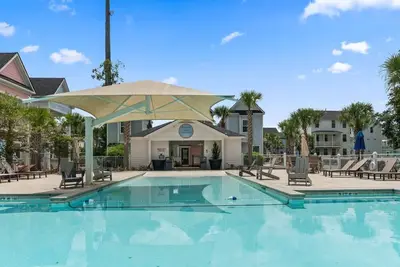 Image de Cottage in a Resort with Pool and Amenities