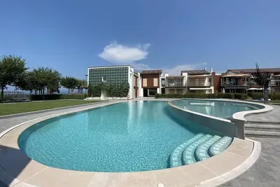 Image de Maison avec jardin privé et piscine à Borgo Gasparina, près de Gardaland