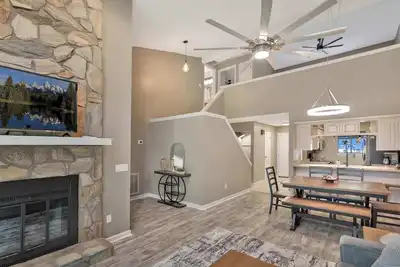 Image de 143 Harbor Lights Keowee Key