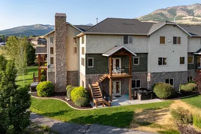 Image de Luxury Golf Home w/ Pool, Game Room & Sauna