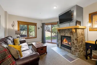 Image de Keystone Condo - Steps from the River Run Gondola!