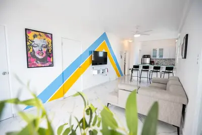 Image de Penthouse Apartment by the Beach