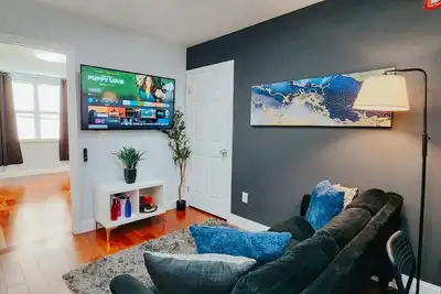 Image de Dlux / 2 King Beds / 55\" Tv / Rain Shower / W/D