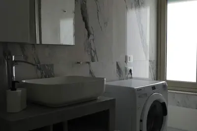 Image de Suite Etna – The sea outside your door