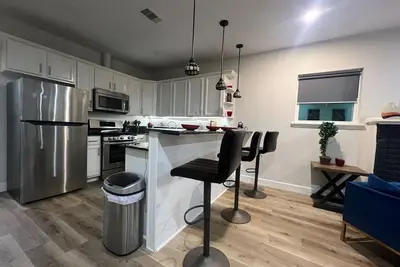 Image de Spacious & Stylish 4-Bedroom Retreat Near Medical Center, Nrg, Museum and Zoo