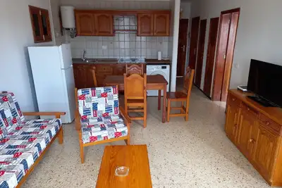 Image de Two bedroom apartment near the beach
