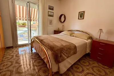 Image de Genny House. At 200 meters from the sea, comfortable and cozy family accommodation.