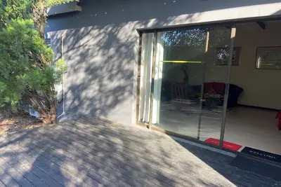 Image de Escape to the country side. \nBeautiful 3-bedroom cottage with scenic views