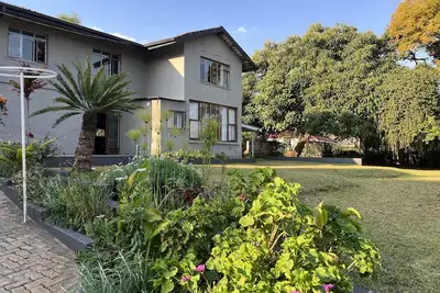 Image de Mutare Manor - 2304 - Six Chambres Villa, Couchages 10