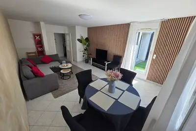 Image de Grand appartement Proche Paris / C. D. G / Disney