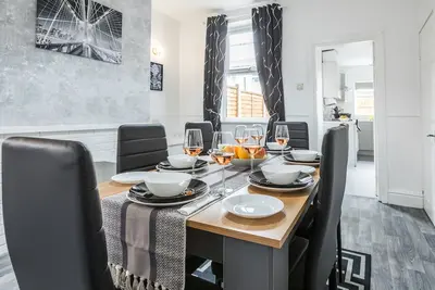 Image de Modern 3bd House Manchester - Free Parking &…
