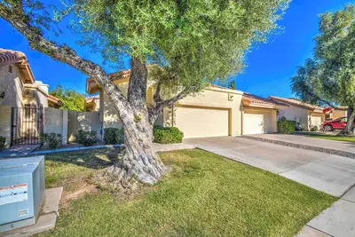 Image de Beautiful 3-bedroom house with Ac in charming Chandler