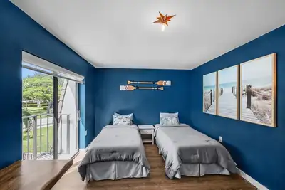 Image de Modern Zen Beach Townhome – A Distinctive Retreat Near Jupiter's Best Beaches