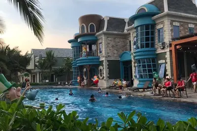 Image de Longs Beach House - Wonderland Ho Tram