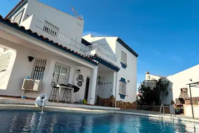 Image de Maison de Vacances 'Villa Famara' avec Vue sur la Montagne, Wi-Fi et Climatisation
