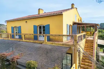 Image de 3br Apartment near St-Tropez – 5 Min to Beach Clubs + Free Parking