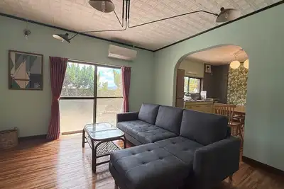 Image de Villa Tottoganashi\" for rent in front of a spectacular beach on the secluded island of Kakaroma Island.