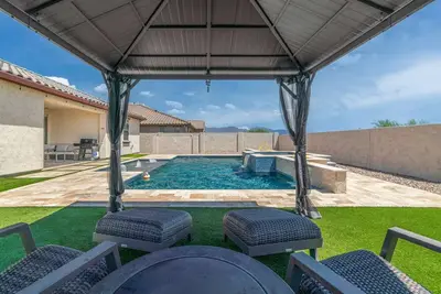 Image de Heated Pool! Luxe Goodyear Oasis | King Suite | Grill