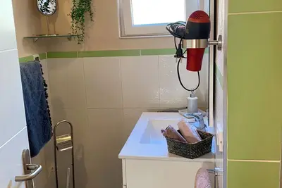 Private Cottage with shared Heatable Solar Pool, Sauna, Jacuzzi and Sea View