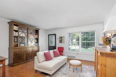 Image de Charming Cottage - Near I-75 & Horse Park + Farms