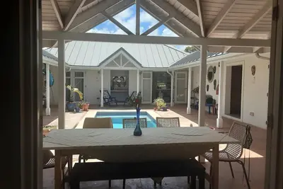 Image de A Hidden Bed & breakfast with live-in host  Private, Peaceful with Plunge pool.