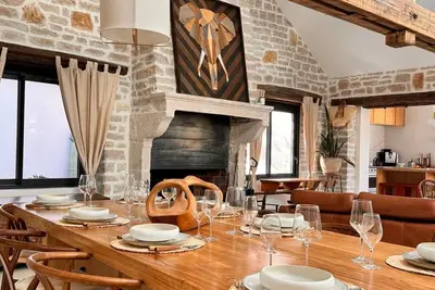 Image de Escoffier Verde · Havre de paix familial avec piscine et vue nature à Beaune