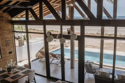 Image de Playa Laska – Majestic Oceanfront Villa with Infinity Pools in Playa Venao!