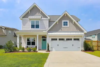 Image de Impeccably kept 4 bed/3. 5 bath home at Fortune Place in charming Wilmington!