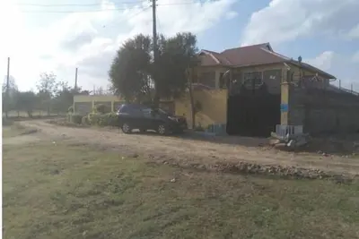 Image de Large in Nairobi for Parties _ La Mana City