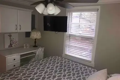 Image de Brand new renovated cottage house 2 bedroom