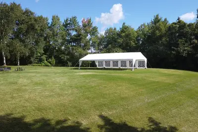 Image de Spacious 20’x40’ Party Tent on 22-Acre Hilltop—Perfect for Events & Gatherings