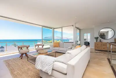 Image de The Buchanan - Beautiful contemporary 4-bedroom house in Cape Town