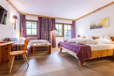 Image de \"Lavendel\" - double room with shower, Wc (from 7 nights) - Nature and wellness hotel