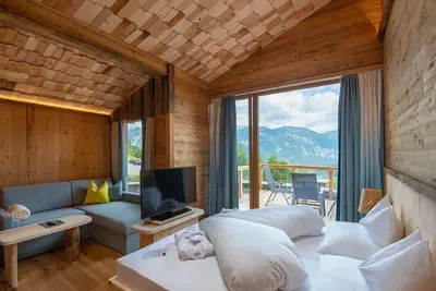 Image de Sky Suite Large, separate Wc and bath/shower (1-3 n. ) - Nature and Wellness Hotel