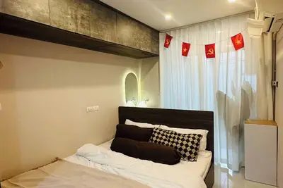 Image de Bigpromo! Railway View Studio at Hanoi O. Q - Free Airport Pickup frm 5 nights