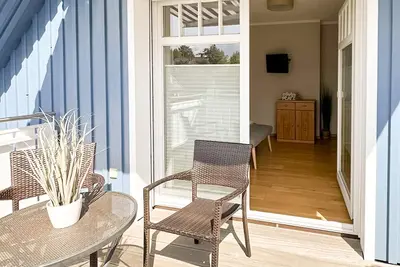 Image de Kinnekulle 1 - Kinnekulle 1 with fireplace, terrace and balcony