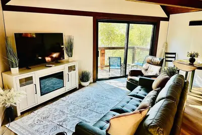 Image de Peekaboo Falls on Lewis Creek - Bbq - Sleeps 4