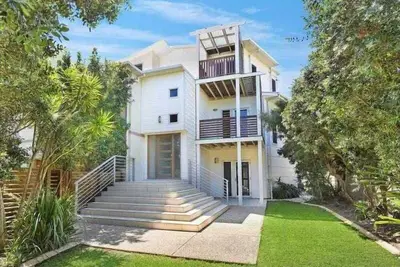 Image de Beachside house in Sebel Resort- 5 Bedroom home in a resort!