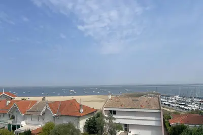 Image de Appartement T1 Arcachon - Terrasse - Parking - Clim