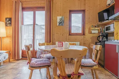 Image de Appartement avec balcon et Wifi, près des pistes