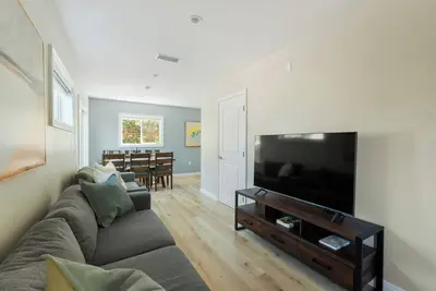Pasadena 3br Townhome • Perfect for Long Visits