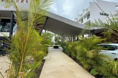 Image de Ph Emerald & Private Jacuzzi & Beach Club Access