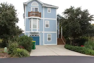 Image de 6br Oceanside | Pool | Hot Tub | Tennis | W/D