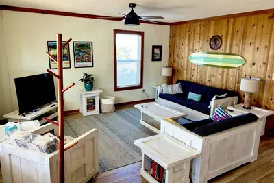 Image de 3br with pool, tennis court, & balcony
