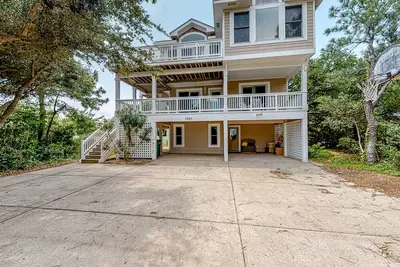 Image de Spacious 6br Dog Friendly | Pool | Hot Tub