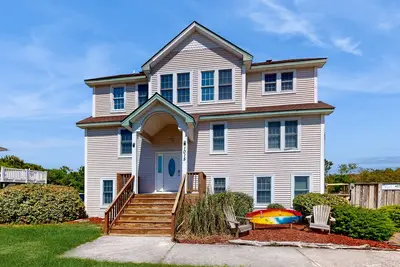 Image de 7br Dog Friendly | Pool | Hot Tub | Deck | W/D