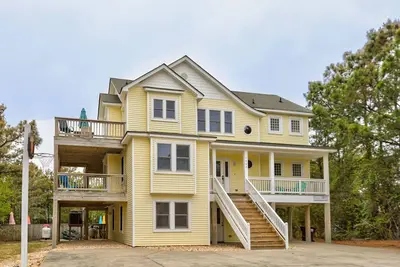 Image de Dreamy 7br | Private Pool | Hot Tub | Fireplace