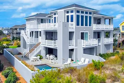 Image de 8br Oceanfront | Pool | Hot Tub | Pool Table